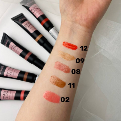 Блиск для губ світло-бежевий 09 Colour Intense Pastel Gloss 09 Sand 12 мл купити в Україні 4