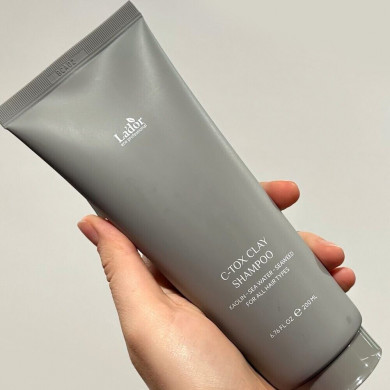 М'який глибокоочисний шампунь з глиною та морськими мінералами Lador C-Tox Clay Shampoo 200 мл купити в Україні 2
