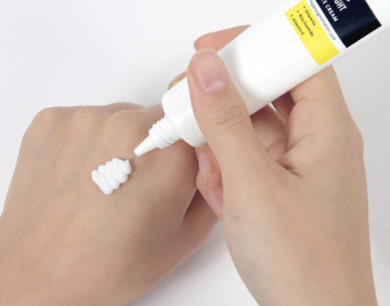 Осветляющий крем для век с витамином С, Coxir, Vita С Bright Eye Cream, 30 мл купить в Украине 3 Осветляющий крем для век с витамином С, Coxir, Vita С Bright Eye Cream, 30 мл купить в Украине 3